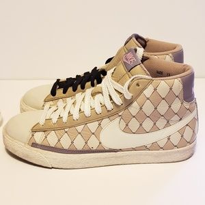 NIKE - Blazer Hi Retro Premium